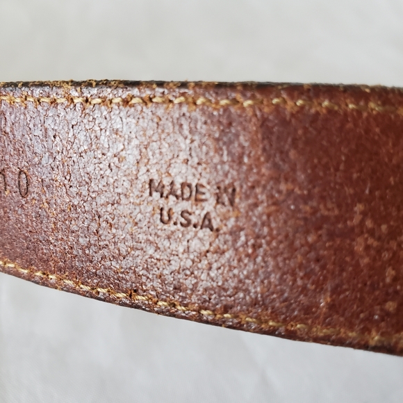 Vtg Tommy Hilfiger Men's 40 L/XL Genuine Leather Tan Dress Belt Brass Buckle USA - Picture 7 of 12